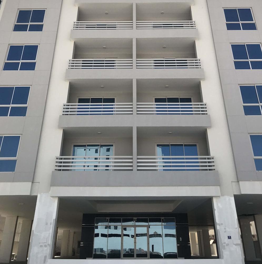 Al Manzil Residence Hidd2 Manama Ngoại thất bức ảnh
