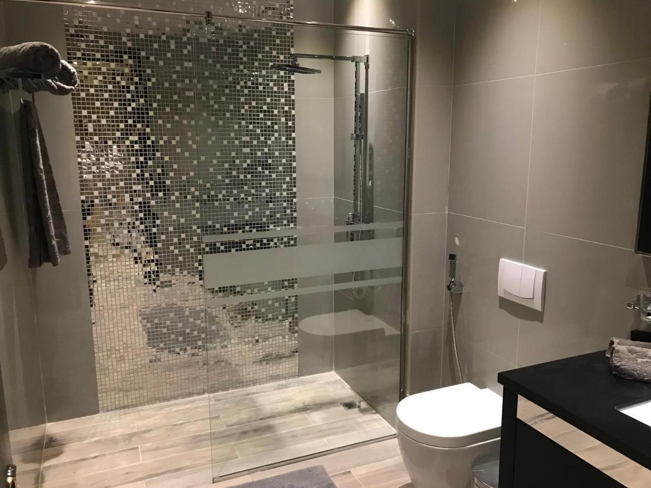 Al Manzil Residence Hidd2 Manama Ngoại thất bức ảnh